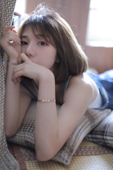 美女的贴身男秘